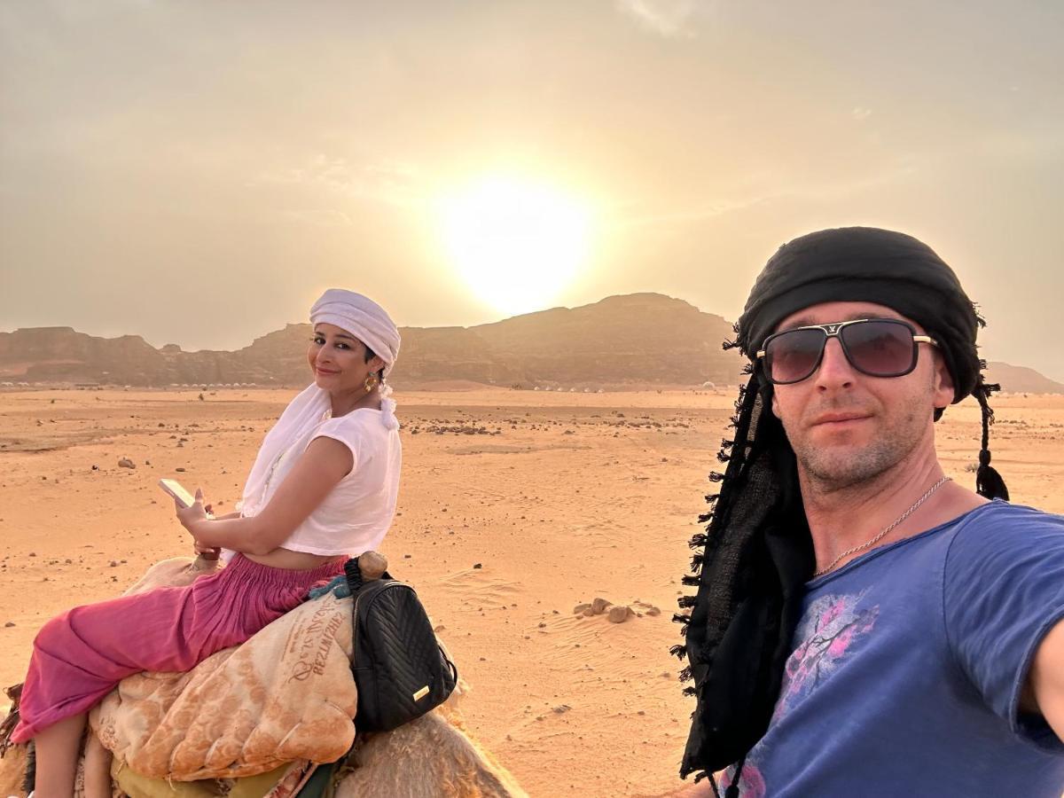 Rum Island Luxury Camp & Bubbles Hotel Wadi Rum Buitenkant foto
