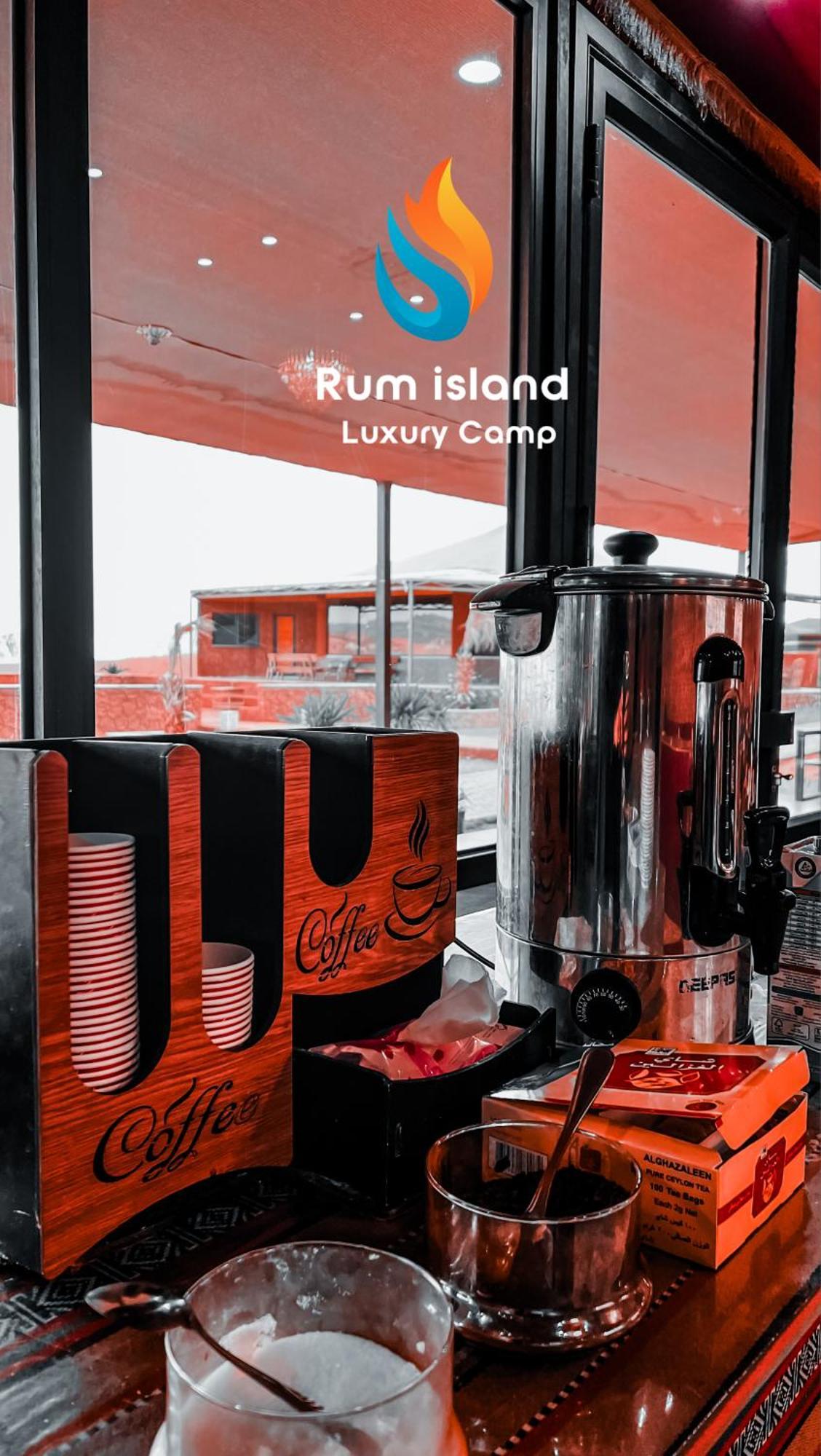 Rum Island Luxury Camp & Bubbles Hotel Wadi Rum Buitenkant foto