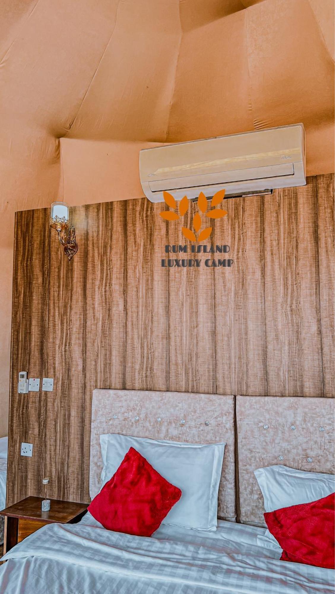 Rum Island Luxury Camp & Bubbles Hotel Wadi Rum Buitenkant foto