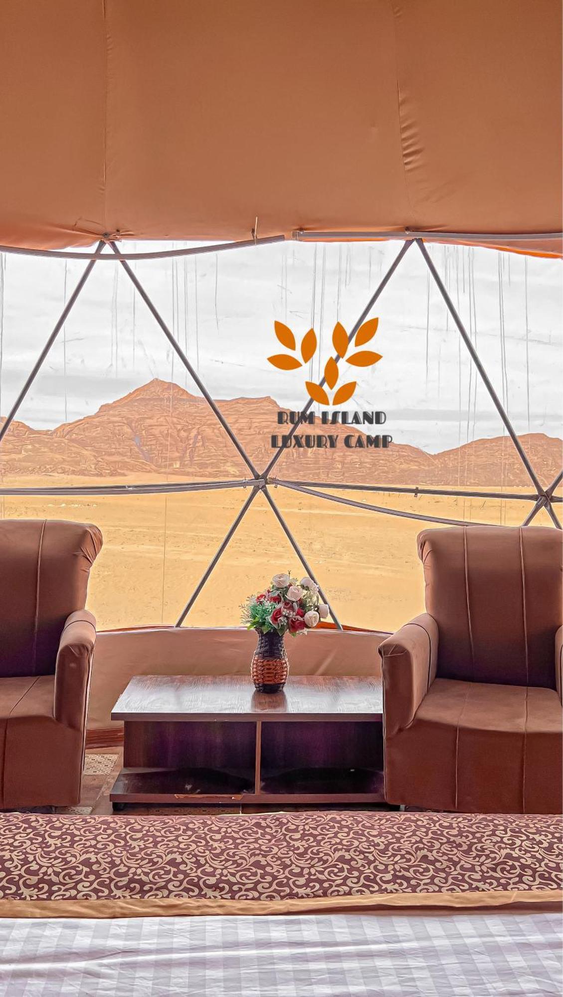 Rum Island Luxury Camp & Bubbles Hotel Wadi Rum Buitenkant foto