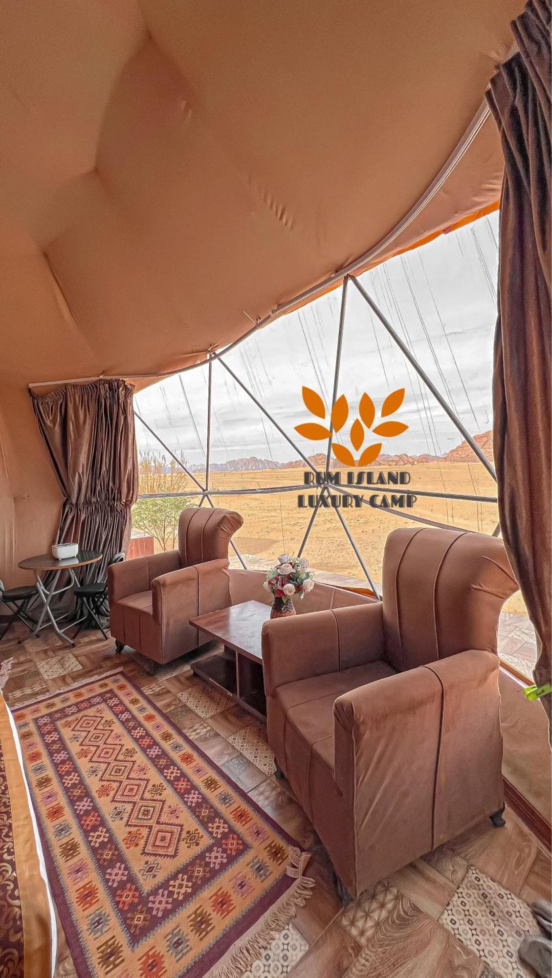 Rum Island Luxury Camp & Bubbles Hotel Wadi Rum Buitenkant foto