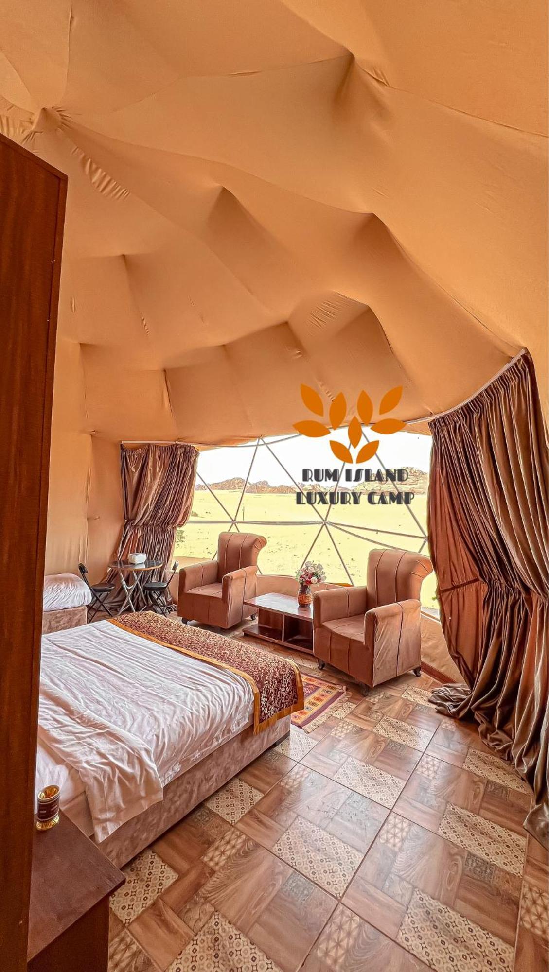 Rum Island Luxury Camp & Bubbles Hotel Wadi Rum Buitenkant foto
